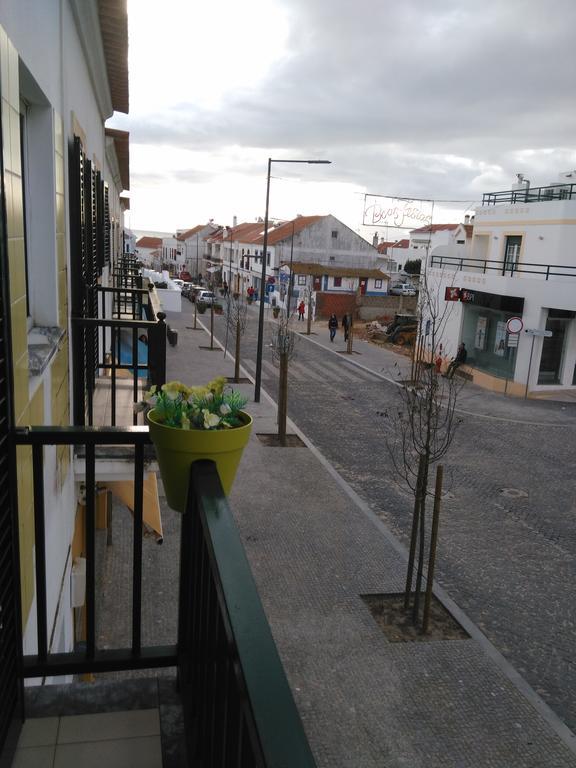 Apartamento Alagoinha Віла-Нова-де-Мілфонтеш Екстер'єр фото